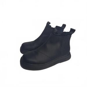 TOMS Black Women's Chelsea Boots Size 7.5